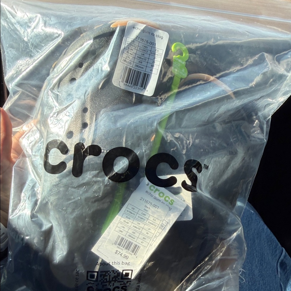 CROCS Kids' Black Sandals - Picture 7 of 7